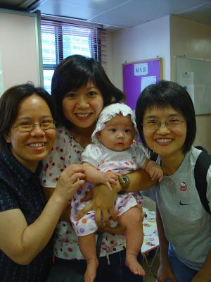 South Wah, Lai Ching and Oi Yee (20-6-2004)