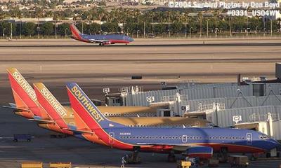 Southwest Airlines B737-7H4 N426WN and B737-3H4 N638SW aviation stock photo #0331