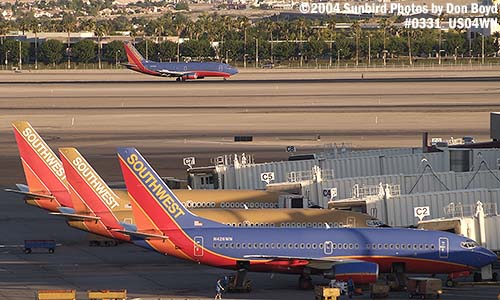 Southwest Airlines B737-7H4 N426WN and B737-3H4 N638SW aviation stock photo #0331