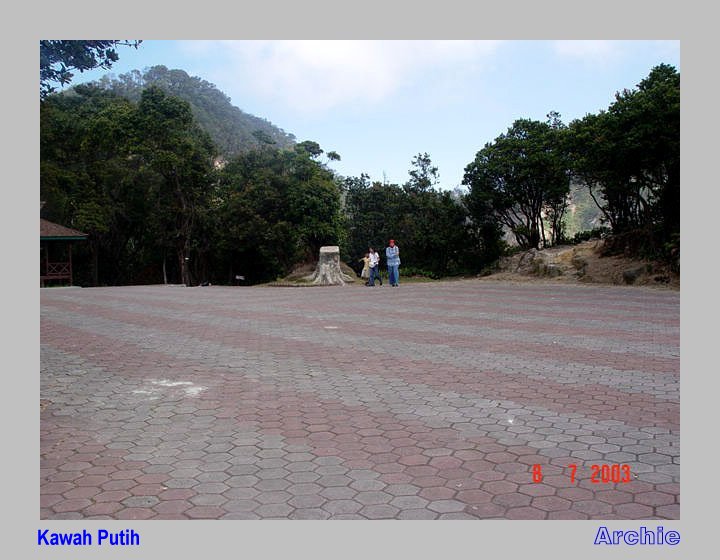 Kawah Putih - nggak jauh dr tempat Parkir