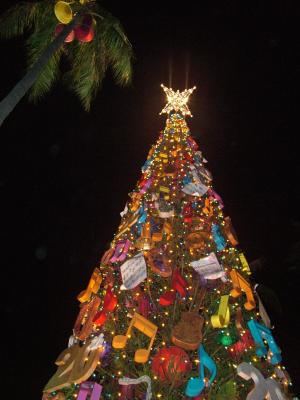 Christmas Tree - Hawaiian Style!