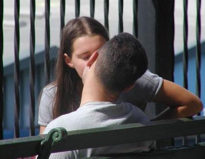 Lovers on the Brooklyn prominade