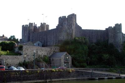 u48/bmcmorrow/medium/30969573.IreWalesMay041072.jpg