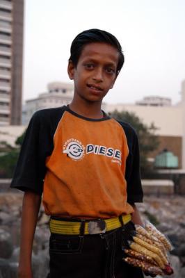 Kid selling nuts at Nariman Point