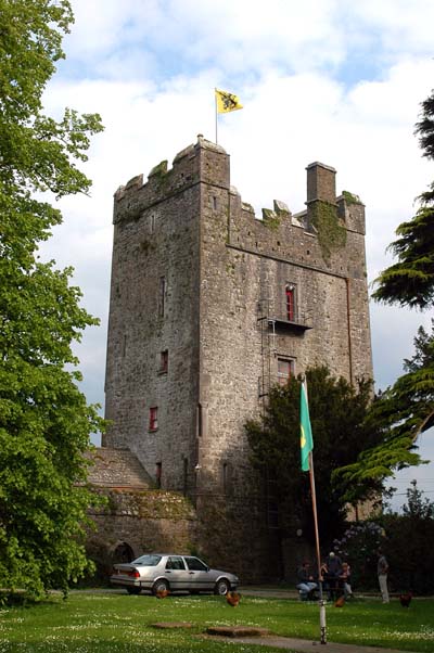 Foulksrath Castle (16C)  13km north of Kilkenny