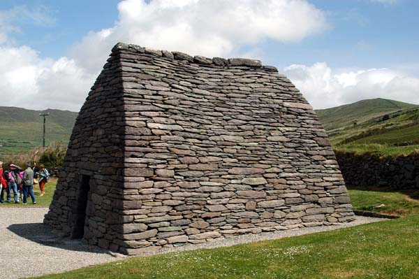 Gallarus Oratory (900 AD)