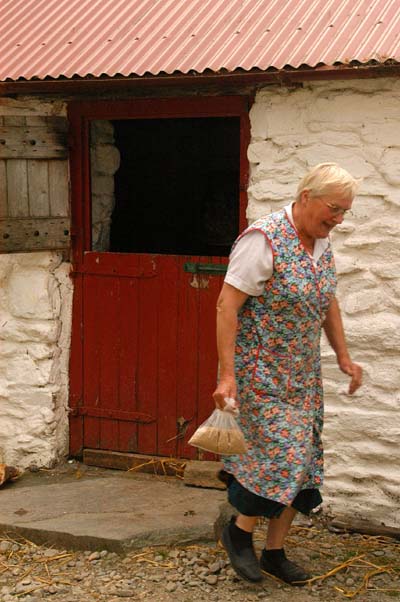 Farmer's wife, Muckross Farms