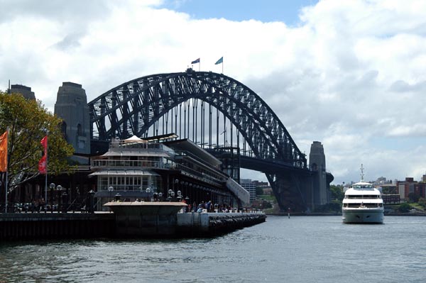 Sydney Harbour Bridge