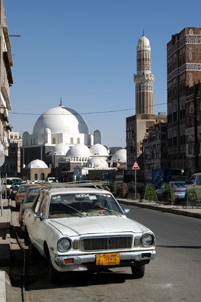 Qubbat al-Bakiriya Mosque, Al-Laqiya Street