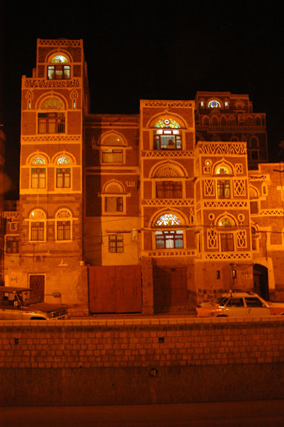 Sa'ila, old town Sana'a, night