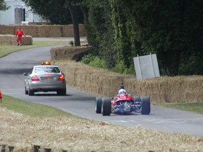 u48/burlsey/medium/30728151.Goodwood_FOS_2004_010.jpg