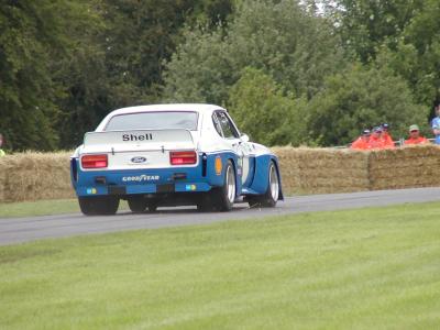 u48/burlsey/medium/30728179.Goodwood_FOS_2004_038.jpg