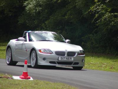 u48/burlsey/medium/30728214.Goodwood_FOS_2004_073.jpg