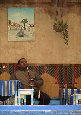 u48/cecilialim/medium/35542760.Sfax.Medina.Smoker.1.jpg