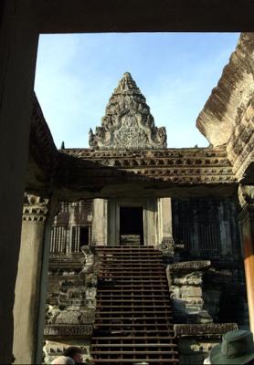 Cambodia-Angkor Wat-South Entrance Stairs