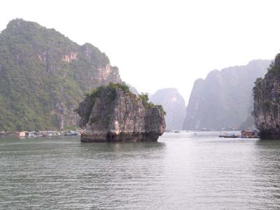 HaLongBay034.jpg