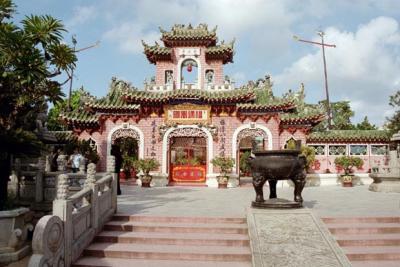 Cantonese gathering hall