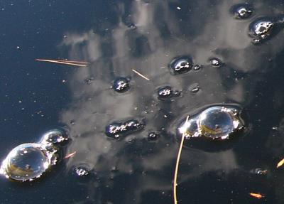 kayak in bubbles-2