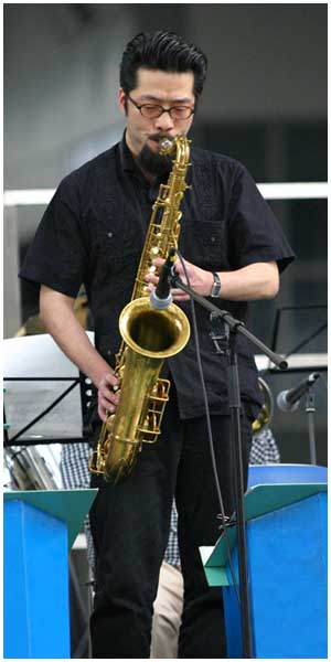 Sax player