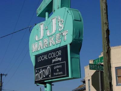 J & J's Market