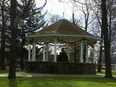 u48/demorcan/medium/37171891.ParkGazebo.jpg