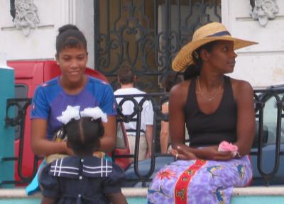 Young Cuban women in a park in Santiago.jpg