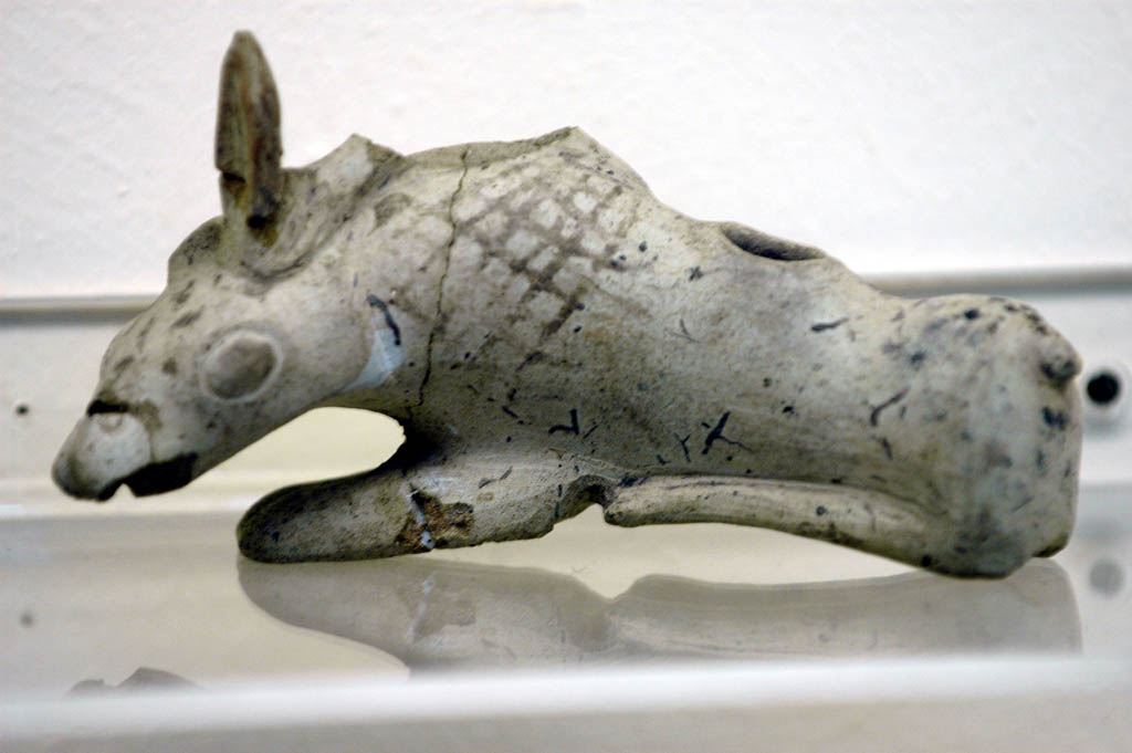 Rhyton