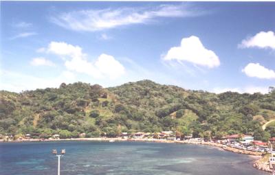 Half Moon Bay 1 - Roatan.jpg