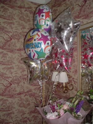 Grosvenor Hotel - Chester Surprise Anniversay Balloon bouquet