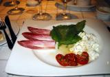 Endive, sun-dried tomatoes, chvre