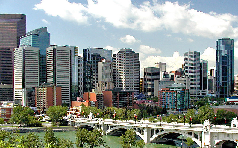 Center-St-Bridge