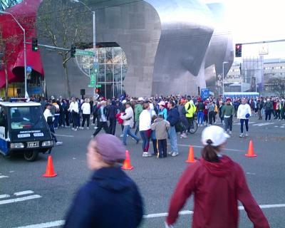 Crowd near the start line at 7:30AM