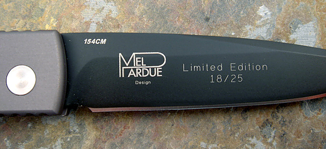3200BT-BLU_blade.JPG