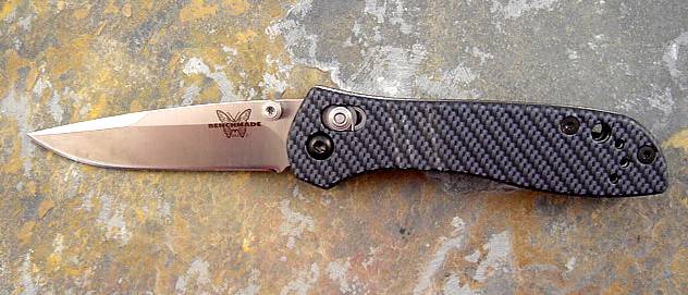 705KOTM  Knife of the Month