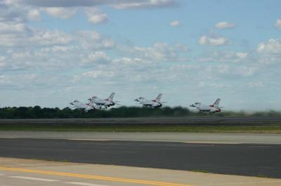 Thunderbird 1 to 4 up, with 4 starting to move to the diamond slot position