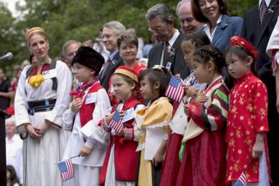 Maria Kesovija (EHC) and Children of the world