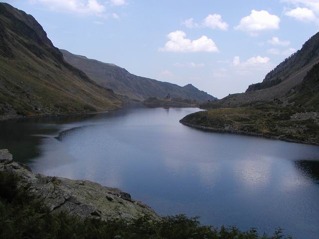 Lac dIlheou vu de louest