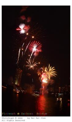 u48/kaijiew/medium/37256992.Firework_003SathornBridgecopy.jpg