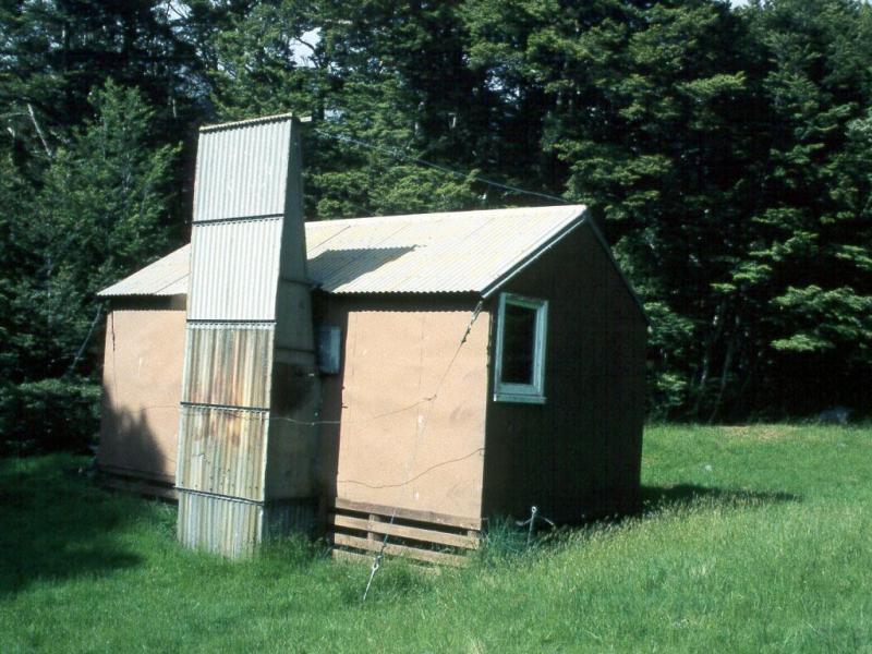 Lochinvar Hut at Mount Whyte Station