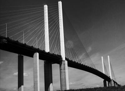 QEII Bridge by Dave Millier