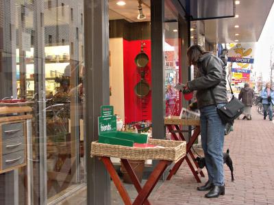 Hennie & Myrthle shopping together again