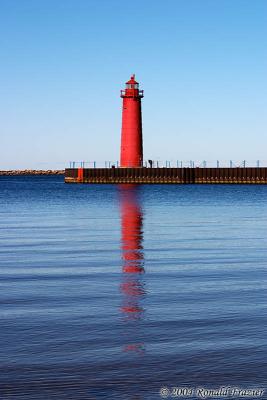 Muskegon South Pierhead Lighthouse