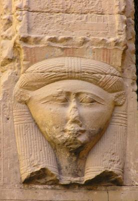 Denderah Temple Detail.jpg