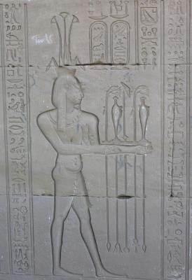 Denderah Temple Relief.jpg