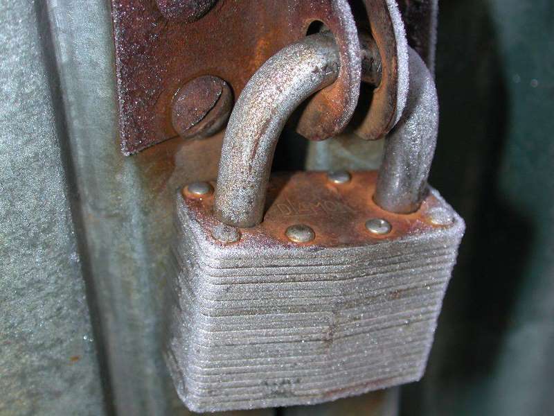 Frosty Macro Lock