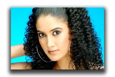 u48/manishgupta/medium/40118412.ALISHAFACE4.jpg