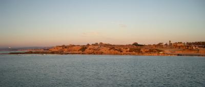 Caesarea harbour during twilight Dec 2004.jpg