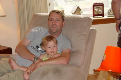 u48/mjanke/medium/31008427.DSC01051roryanddaddy.jpg