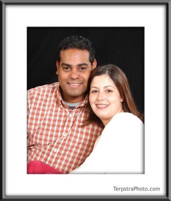 Isa (3.5) & Yaddiel (6mo) Full Family Christmas Photos
