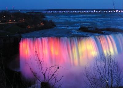 Niagara Falls  Night  View.JPG